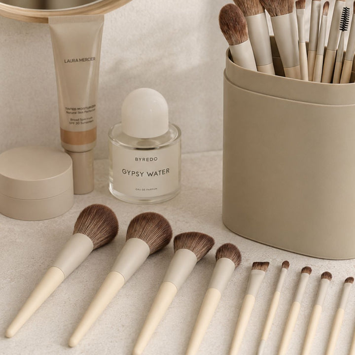 Technique PRO Dover Makeup Brush Set - 18 Professional Brushes