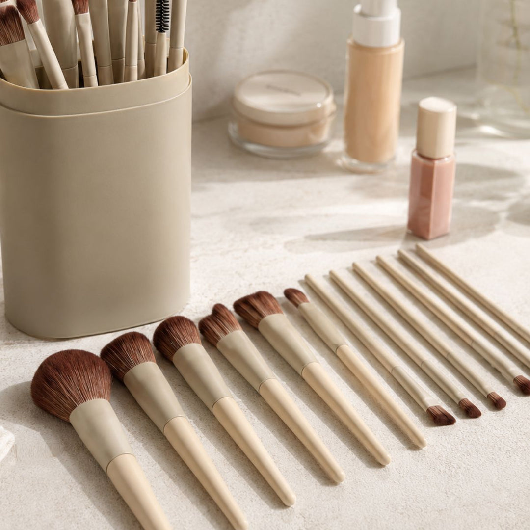 Technique PRO Dover Makeup Brush Set - 18 Professional Brushes