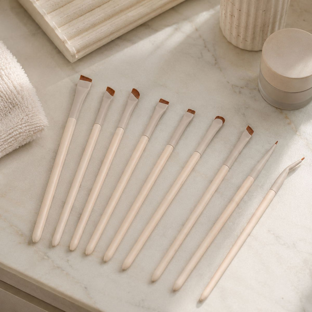 Technique PRO Flick Eyeliner, Brow & Detail Makeup Brush Set (9 Pcs)