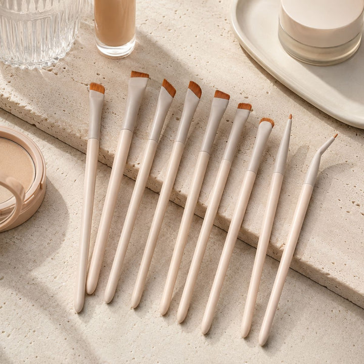 Technique PRO Flick Eyeliner, Brow & Detail Makeup Brush Set (9 Pcs)