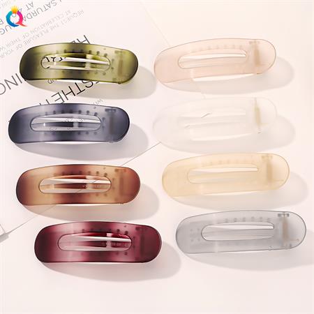 Chris Rubin Gradient Hair Claw - Frosted Black - Hair Accessories | Fashiongirl