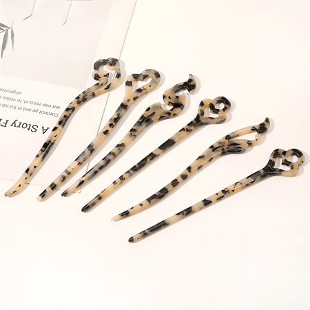 Chris Rubin Zoe Wing Hairpin - Light Tortoise - Hair Accessories | Fashiongirl