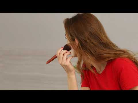 UNIQ XL Hollywood Mirror with LED Lights & Touch Control - Black