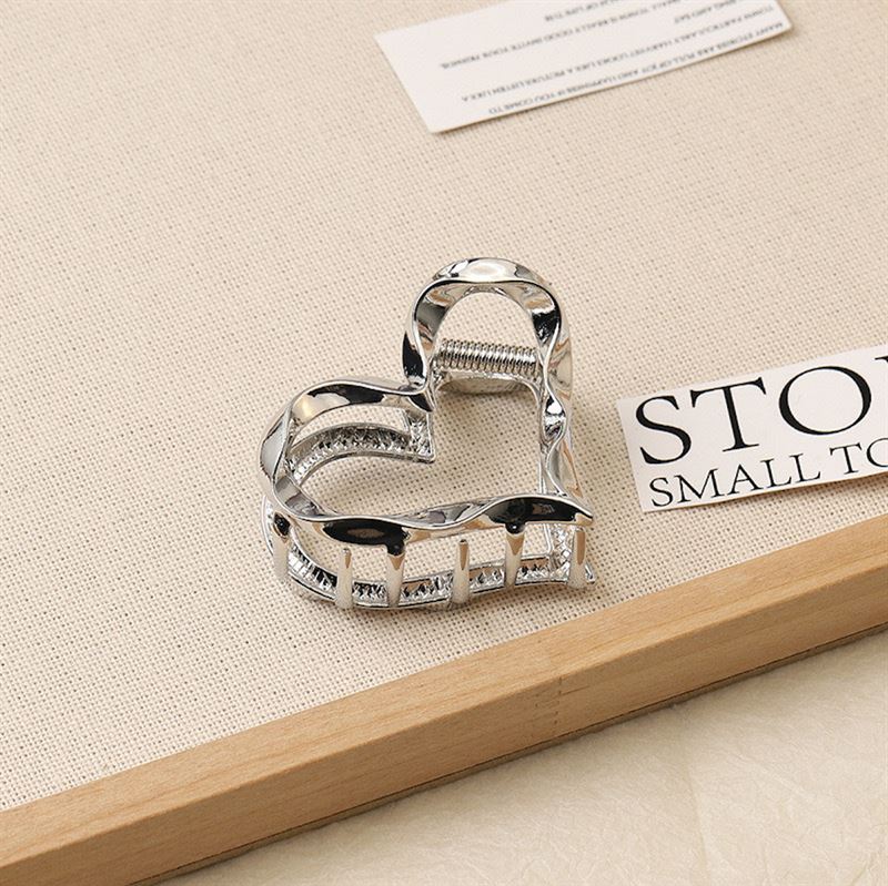 SOHO Heart Metal Hair Claw - Silver - Hair Accessories