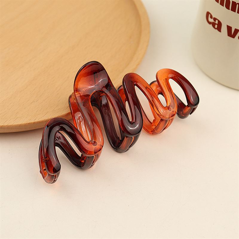 SOHO Malik Hair Claw - Brown - Hair Accessories