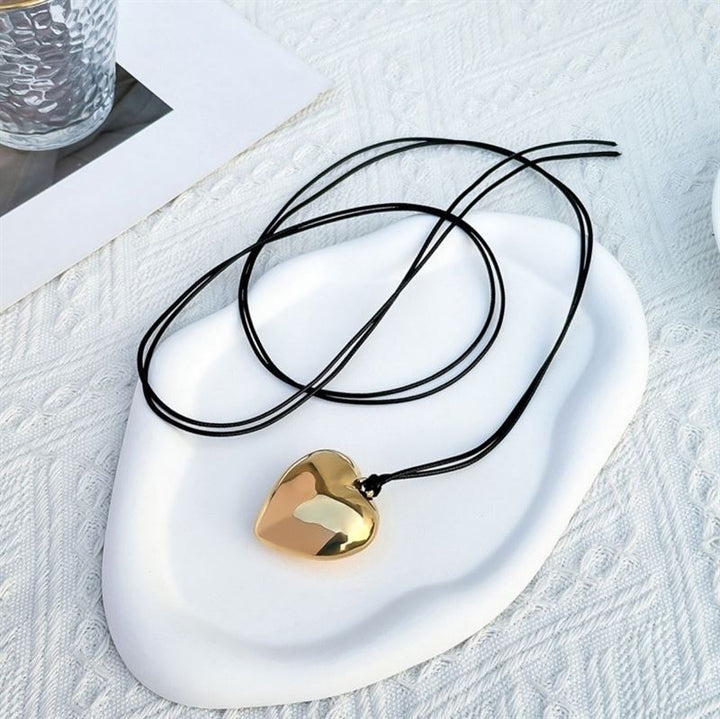 SOHO Reva Heart Choker Necklace - Gold - | Fashiongirl