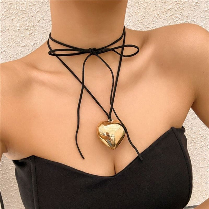 SOHO Reva Heart Choker Necklace - Gold - | Fashiongirl