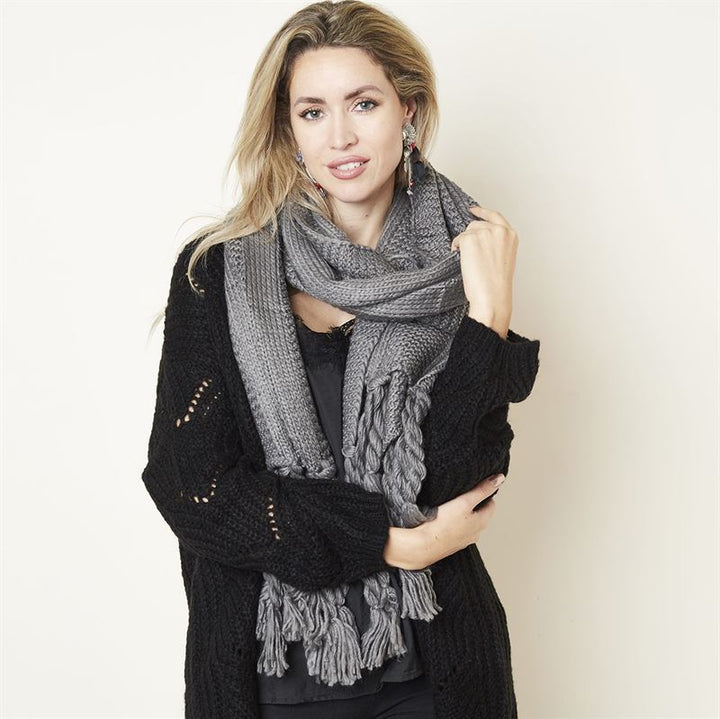 SOHO Scarf 180 x 50 cm - Grey - | Fashiongirl