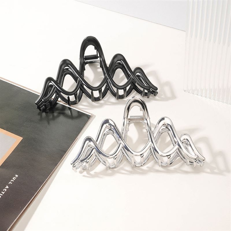 SOHO Ziv Hair Claw - Silver - Hair Accessories
