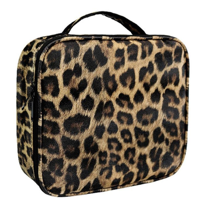 UNIQ makeup travel bag - Toiletry bag / Cosmetic bag for all your makeup - Leopard - | Fashiongirl