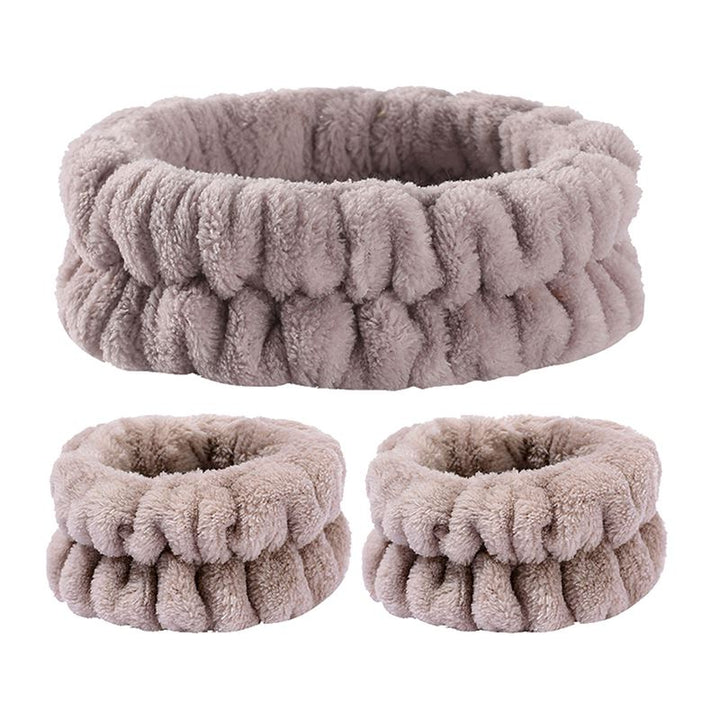 UNIQ Spa Blush Hairband and Wristband - Grey - | Fashiongirl