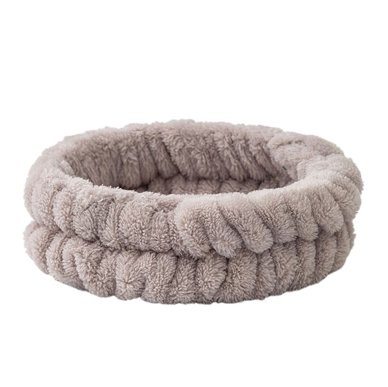 UNIQ Spa Blush Hairband and Wristband - Grey - | Fashiongirl